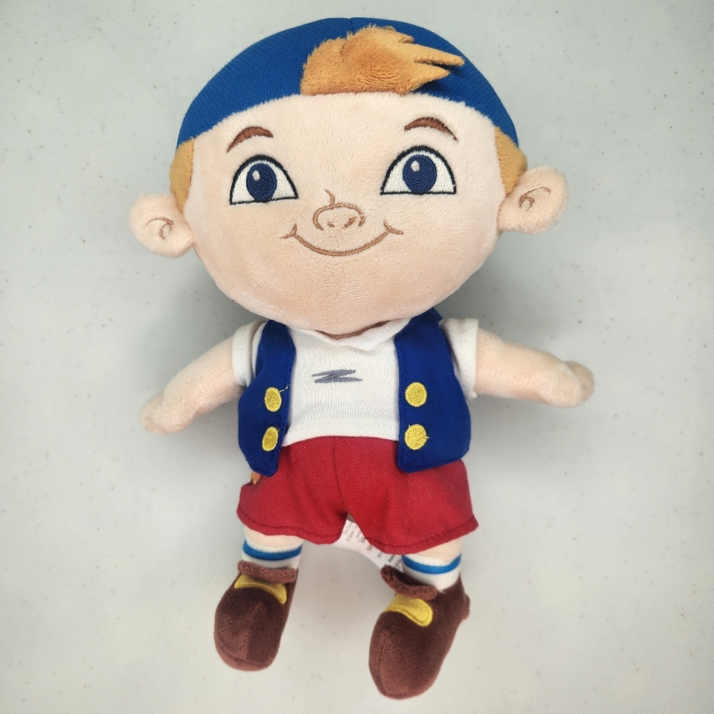 Disney Store Jake and The Neverland Pirates CUBBY PIRATE 10" Plush